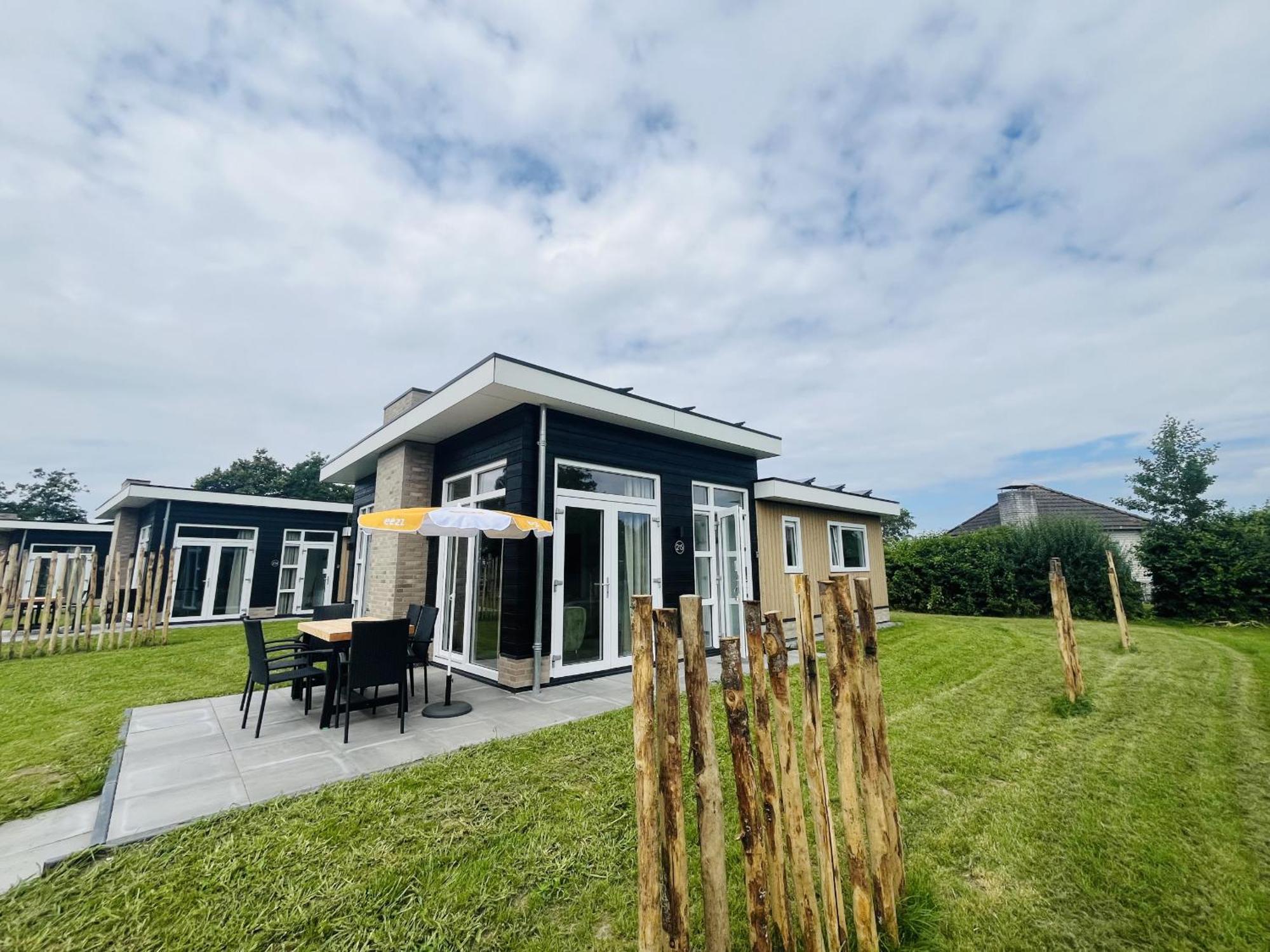 Bungalowpark De Horn - Floresta 213 Dirkshorn Екстериор снимка